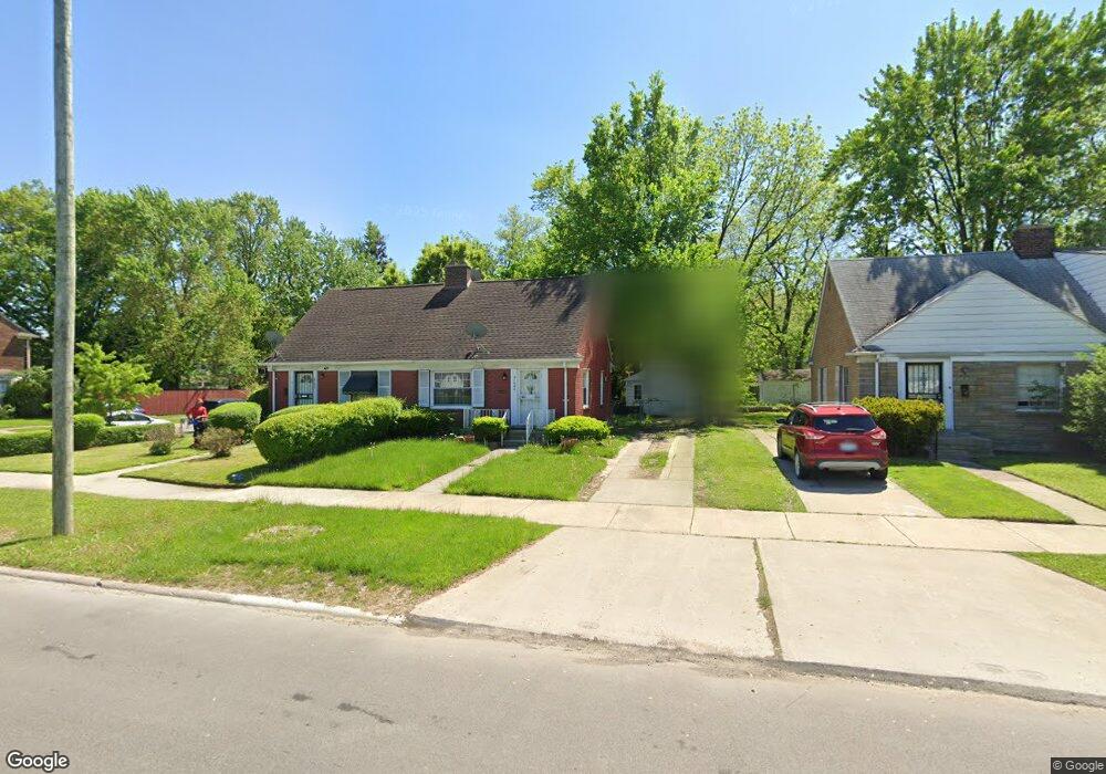 21636 Moross Rd, Grosse Pointe, MI 48236 - photo 1