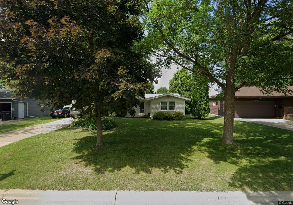 1514 Plainview Ln, Albert Lea, MN 56007 - photo 1