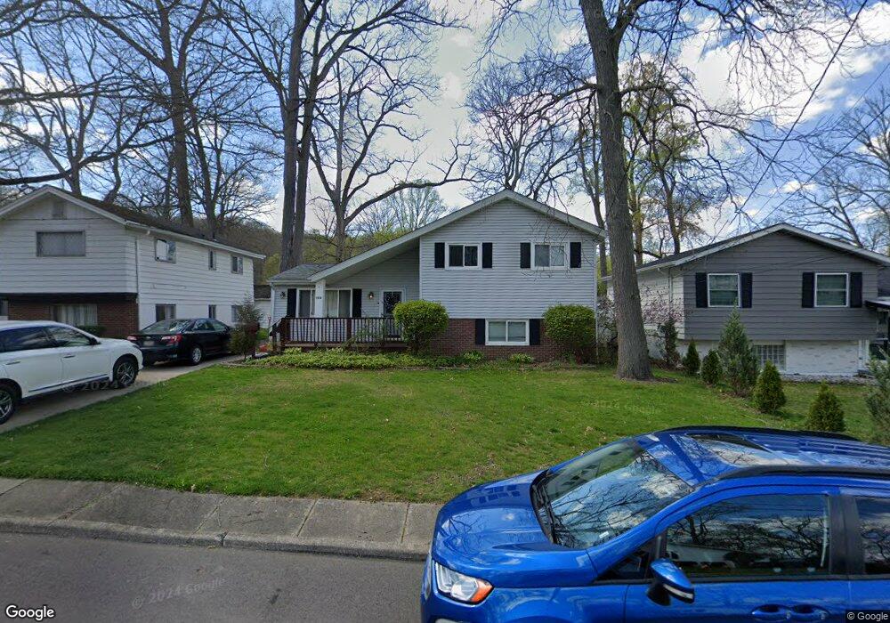 1070 Karen Dr, Akron, OH 44313 - photo 1