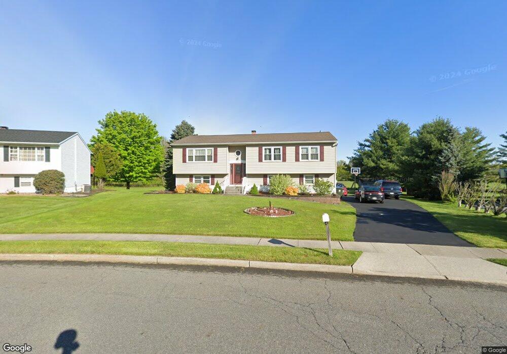 5 New Castle Dr, Washingtonville, NY 10992 - photo 1