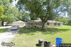 121 Cherry St, Hale, MO 64643