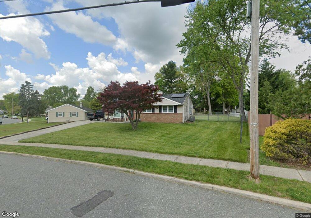 502 Buckingham Dr, Sewell, NJ 08080 - photo 1