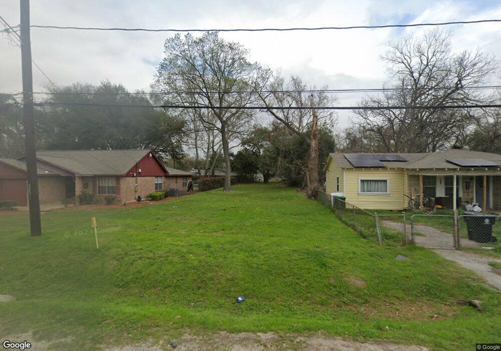 820 Green Meadow Ln, Houston, TX 77091 - photo 1