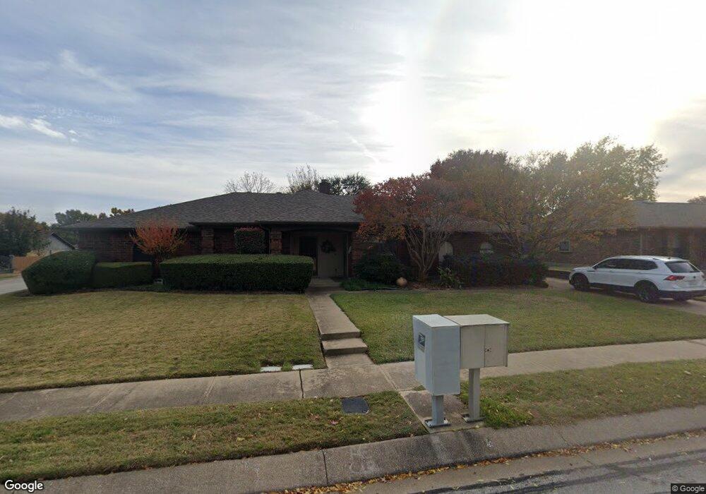 2432 Aquaduct Dr, Bedford, TX 76022 - photo 1