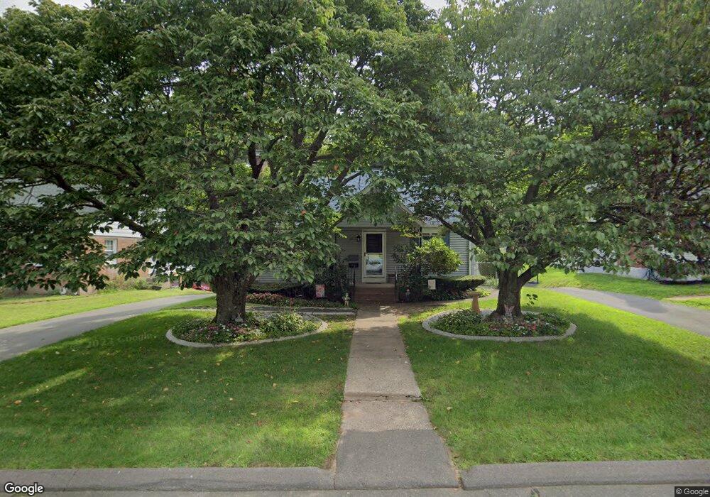 25 Eastfield St, Manchester, CT 06042 - photo 1