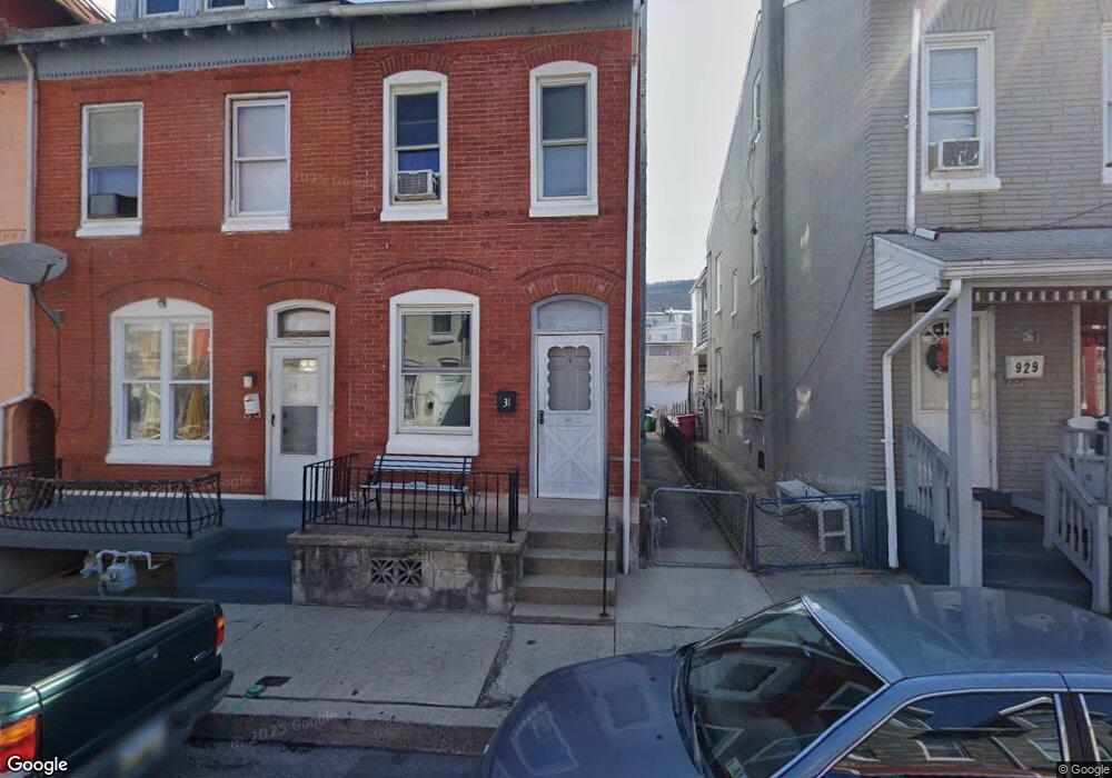 931 Moss St, Reading, PA 19604 - photo 1