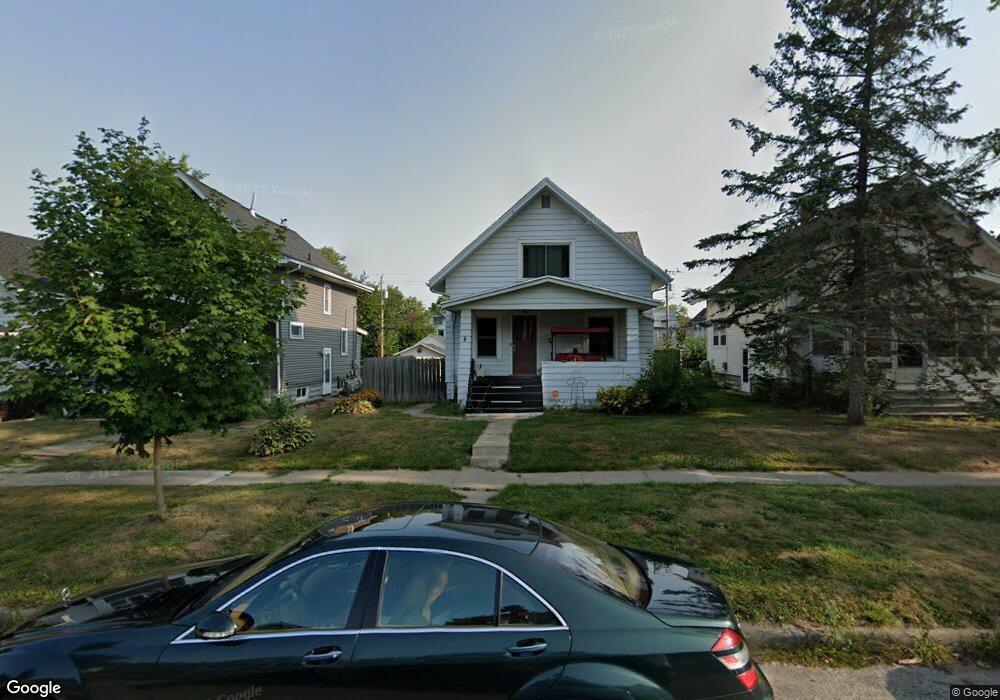 1612 7th Ave SE, Cedar Rapids, IA 52403 - photo 1