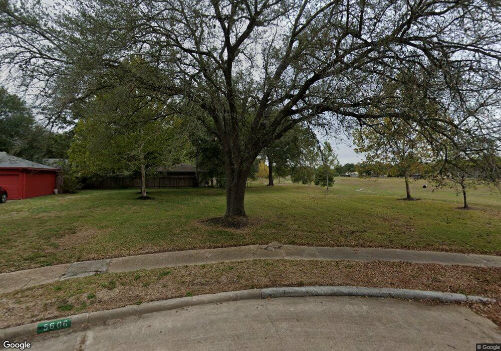 5606 Conecrest Ct, Houston, TX 77088 - photo 1