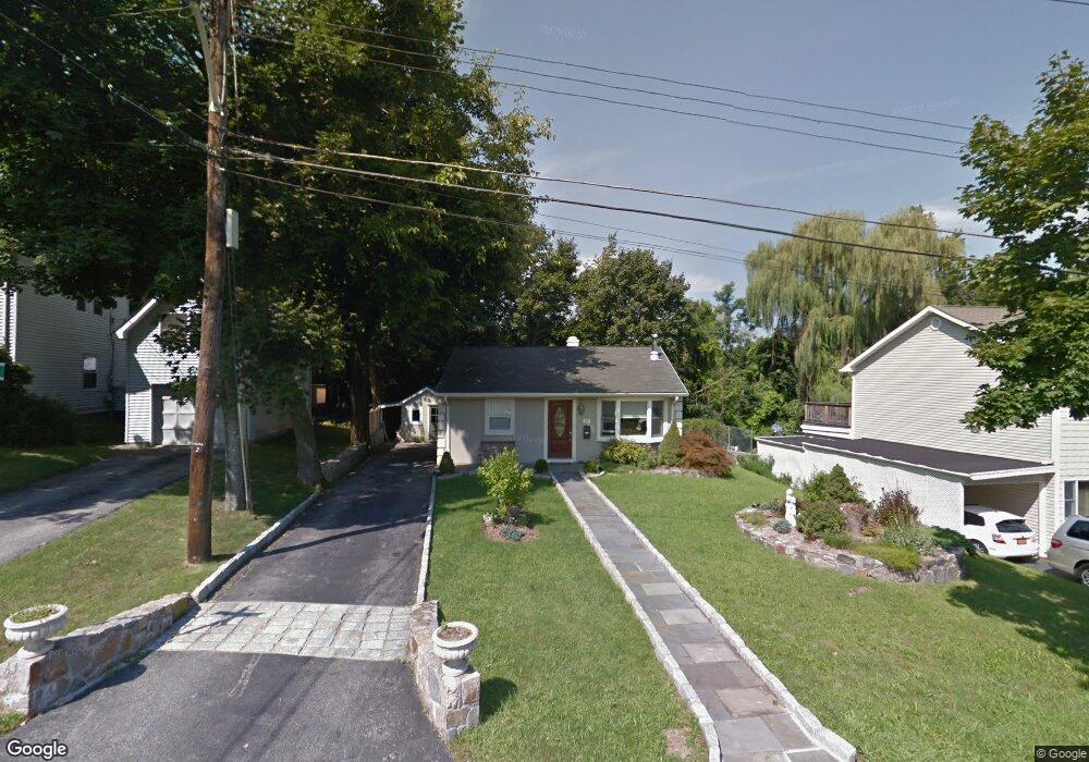 68 Cayuga Dr, Peekskill, NY 10566 - photo 1