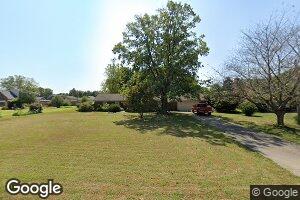 2510 Cambridge Dr, Shepherdsville, KY 40165