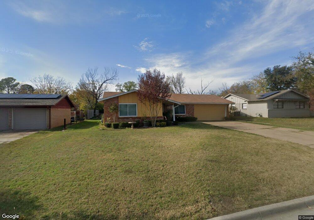 821 Mccurry Ave, Bedford, TX 76022 - photo 1