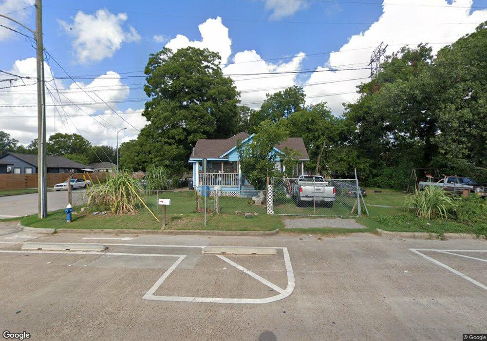 5701 Elysian St, Houston, TX 77009 - photo 1