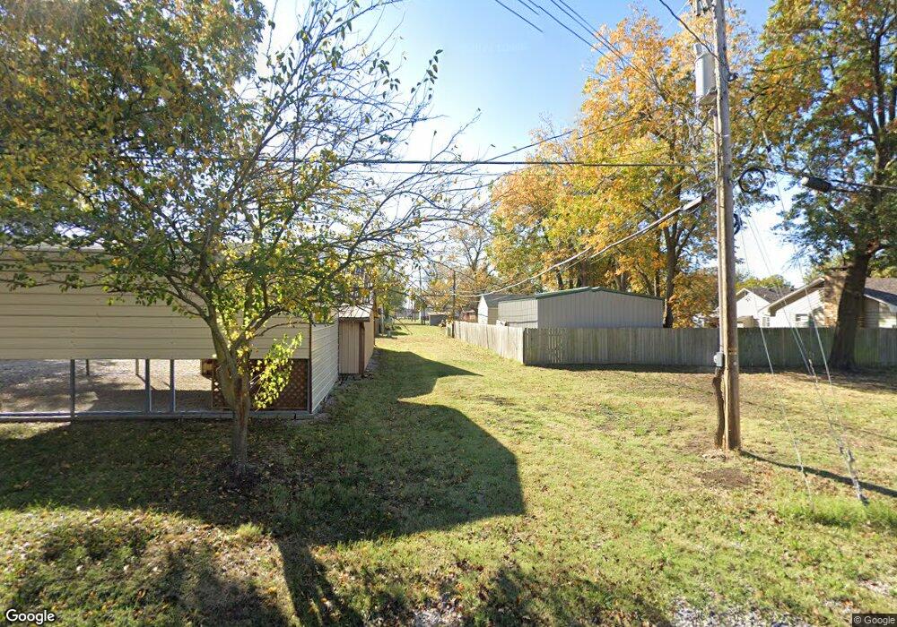 212 E 4th St, Altamont, KS 67330 - photo 1