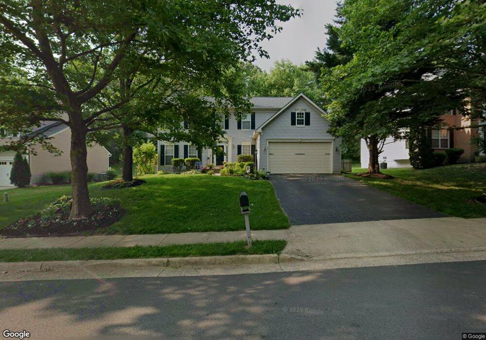 5831 Fincastle Dr, Manassas, VA 20112 - photo 1