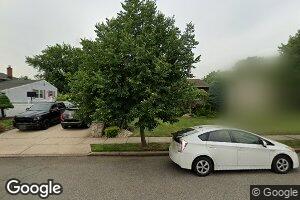 22 Flagstone Dr, Port Reading, NJ 07064