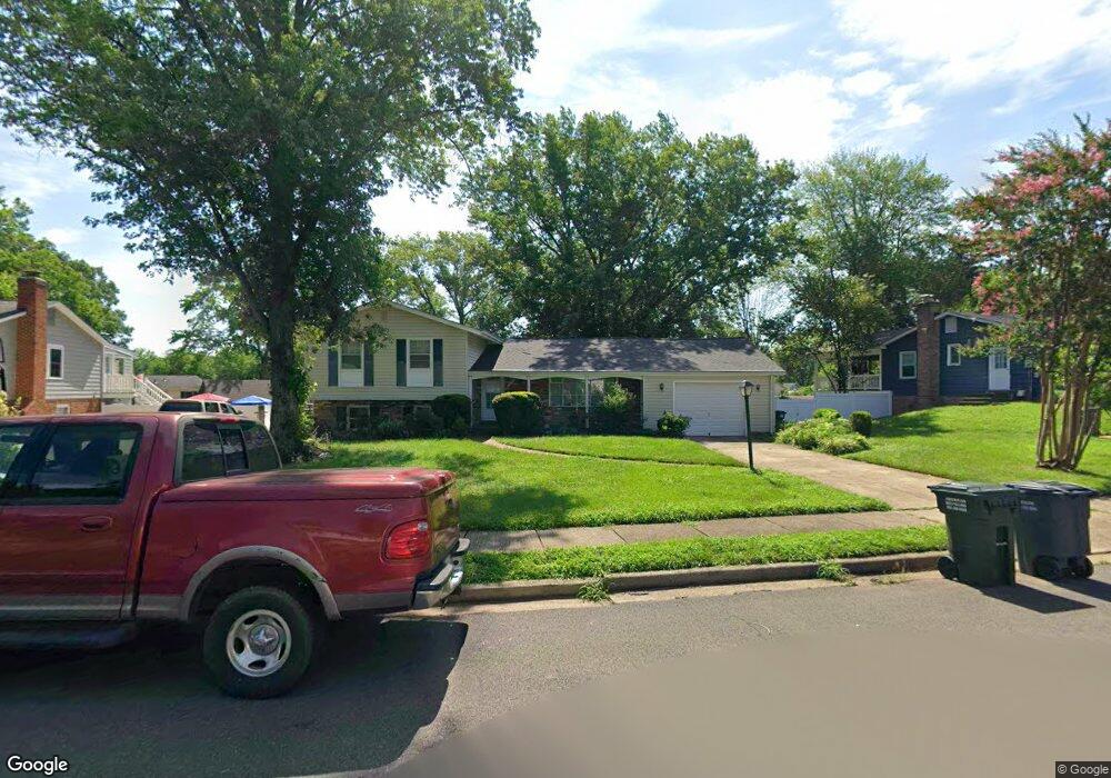 7453 Donset Ct, Manassas, VA 20109 - photo 1