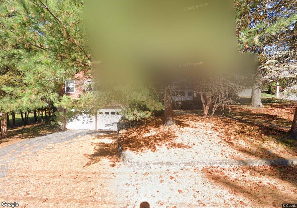 25 Evergreen Rd, Stoneham, MA 02180 - photo 1