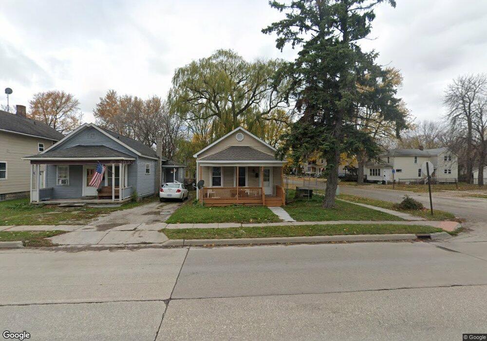 901 10th St, Port Huron, MI 48060 - photo 1