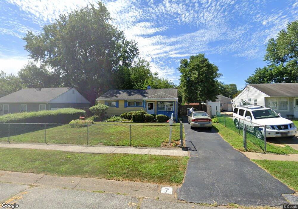 7 Castle Hill Dr, New Castle, DE 19720 - photo 1