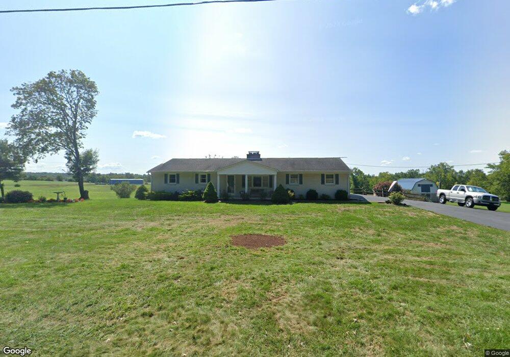 4184 Grapevine Rd, Chambersburg, PA 17202 - photo 1