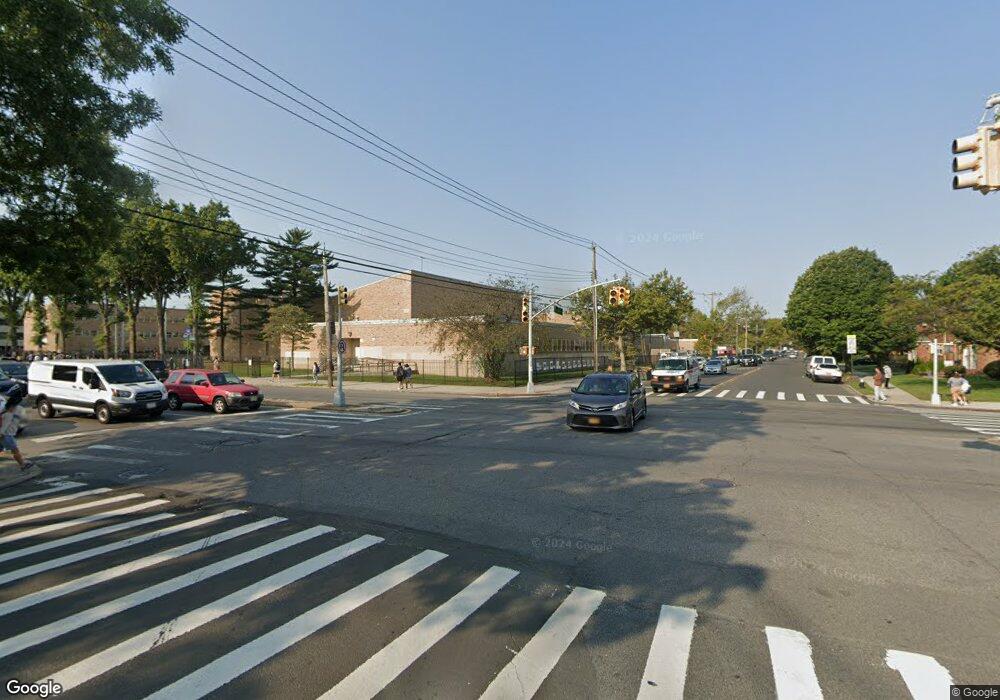 18211B 58th Ave unit 182-11, Fresh Meadows, NY 11365 - photo 1