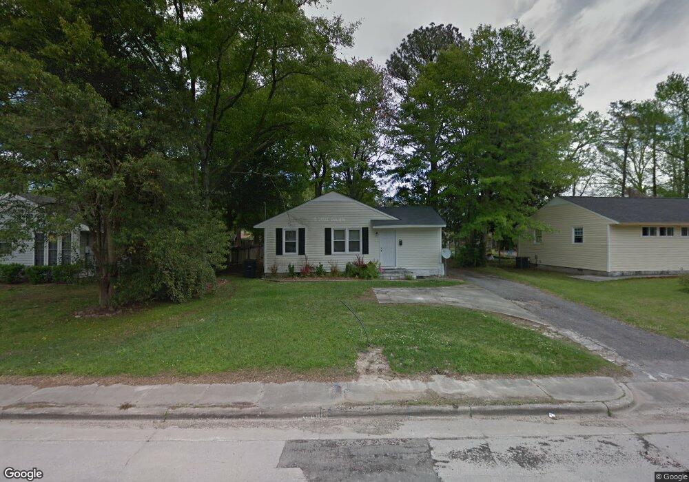 512 Henderson Dr, Jacksonville, NC 28540 - photo 1