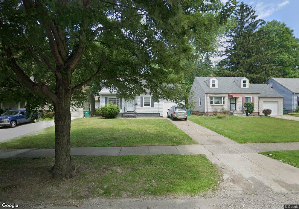 17213 Maple Heights Blvd, Maple Heights, OH 44137 - photo 1