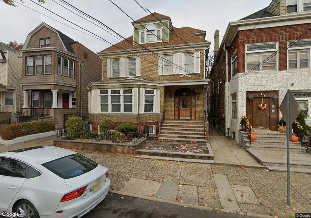 166 Wegman Pkwy, Jersey City, NJ 07305 - photo 1