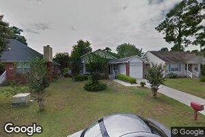 121 Crossover Ln, Savannah, GA 31410