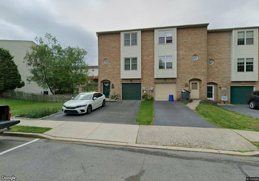 344 W 2nd St, Alburtis, PA 18011 - photo 1