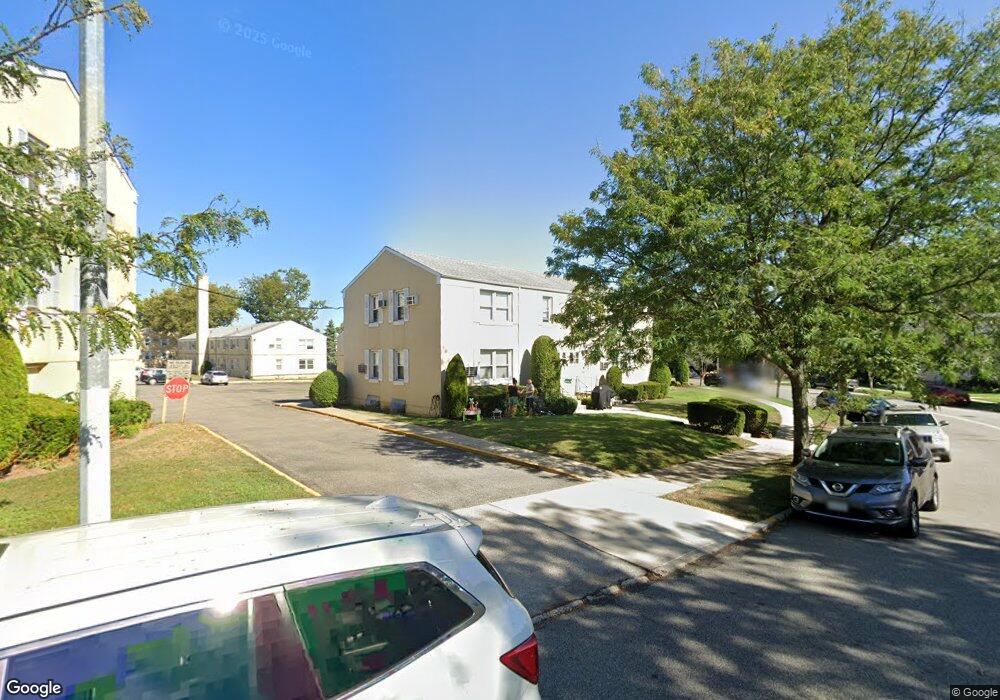 71-51 252nd St unit 78A, Bellerose, NY 11426 - photo 1