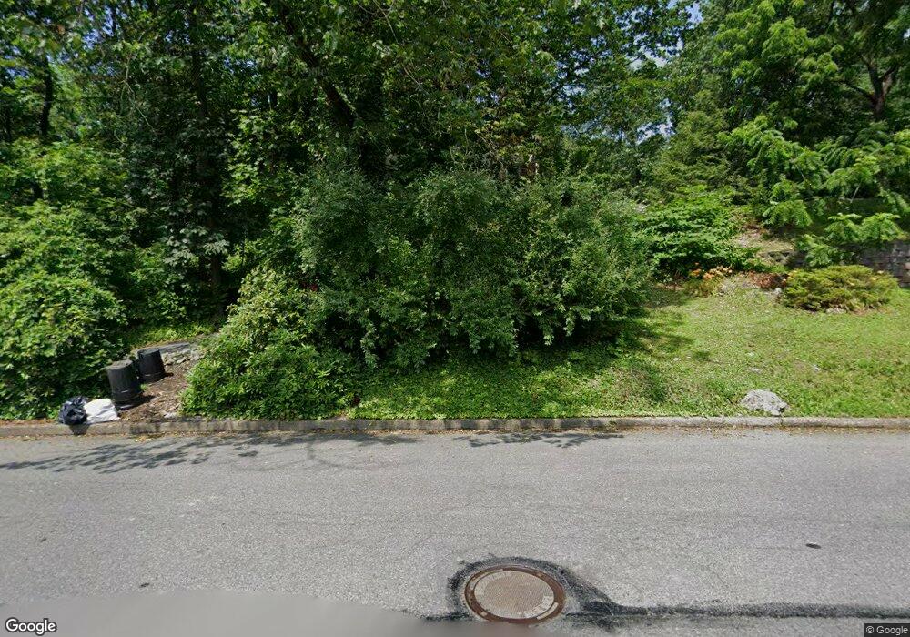 239 Forest Dr, Nazareth, PA 18064 - photo 1