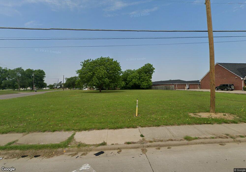 2606 N Loy Lake Rd, Sherman, TX 75090 - photo 1