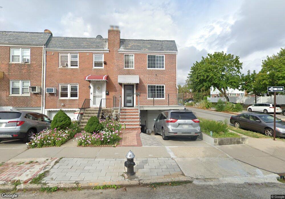 6902 198th St, Fresh Meadows, NY 11365 - photo 1