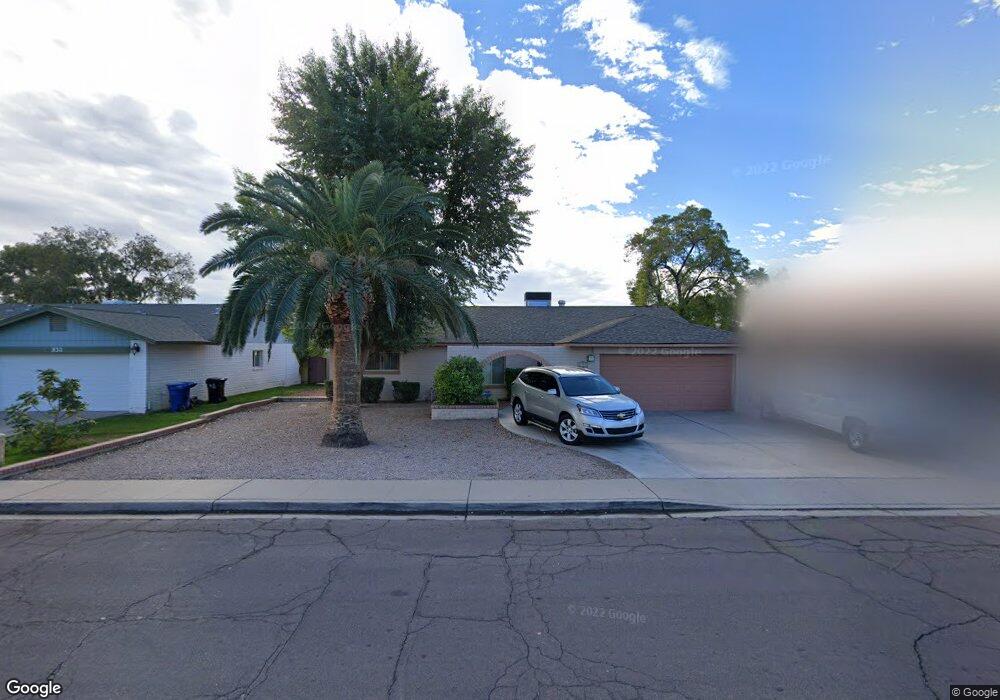 825 E Divot Dr, Tempe, AZ 85283 - photo 1