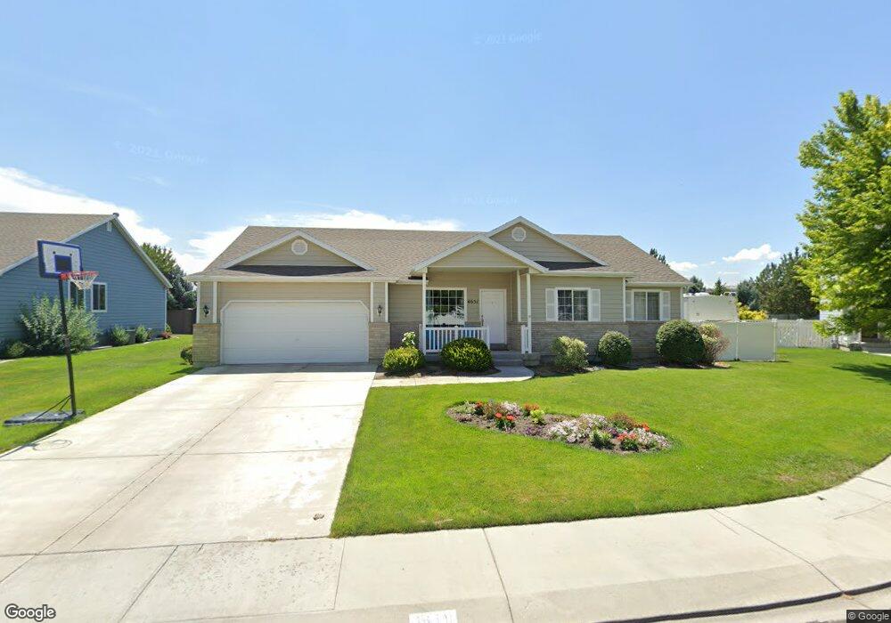 4651 W Carriage Ln, Cedar Hills, UT 84062 - photo 1