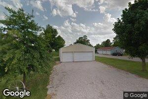 123 Linkins Ave, Tovey, IL 62570
