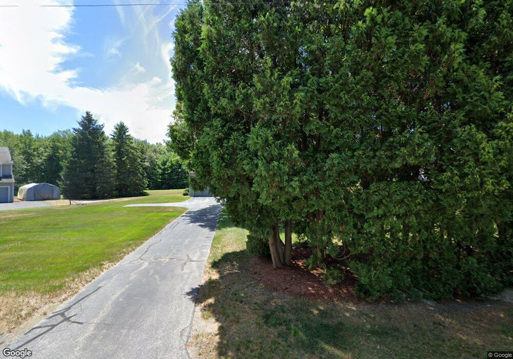 52 McQuestion Rd, MerriMacK, NH 03054 - photo 1