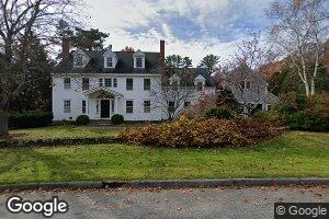 8 White Rock Dr, Falmouth, ME 04105