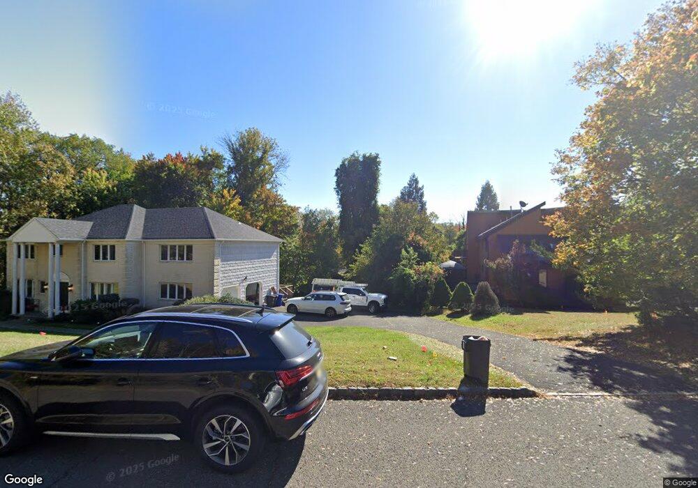 231 Camelot Ct, Mountainside, NJ 07092 - photo 1