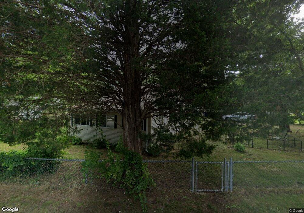 338 Namquid Dr, Warwick, RI 02888 - photo 1