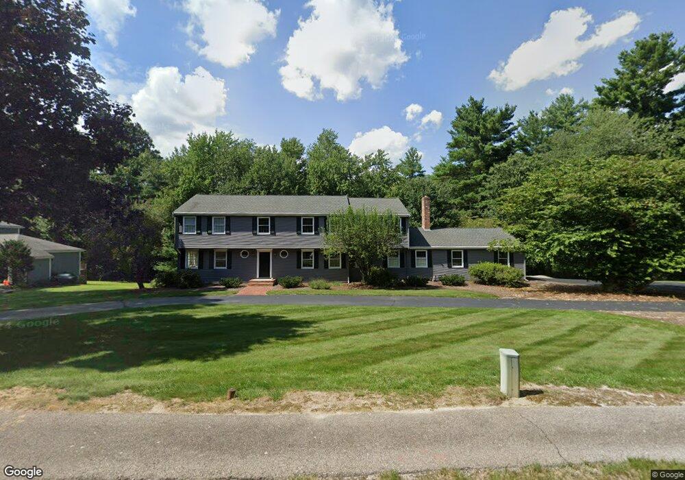 17 Onondaga Ln, Medfield, MA 02052 - photo 1