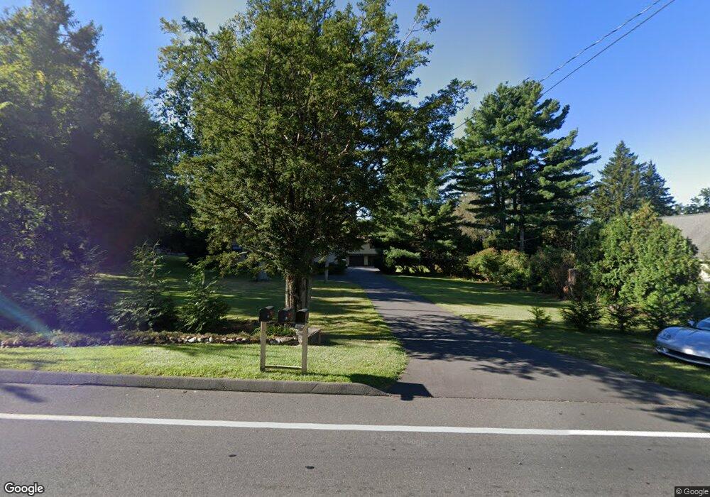 4 Mullen Rd, Enfield, CT 06082 - photo 1