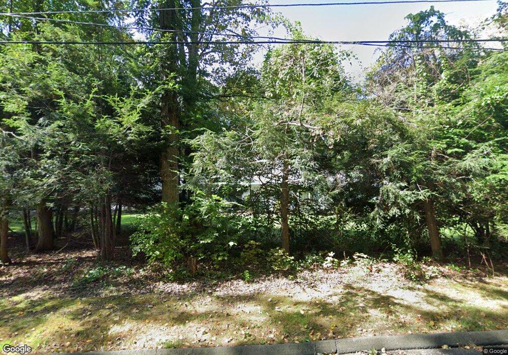 117 Crest Rd, Middlebury, CT 06762 - photo 1