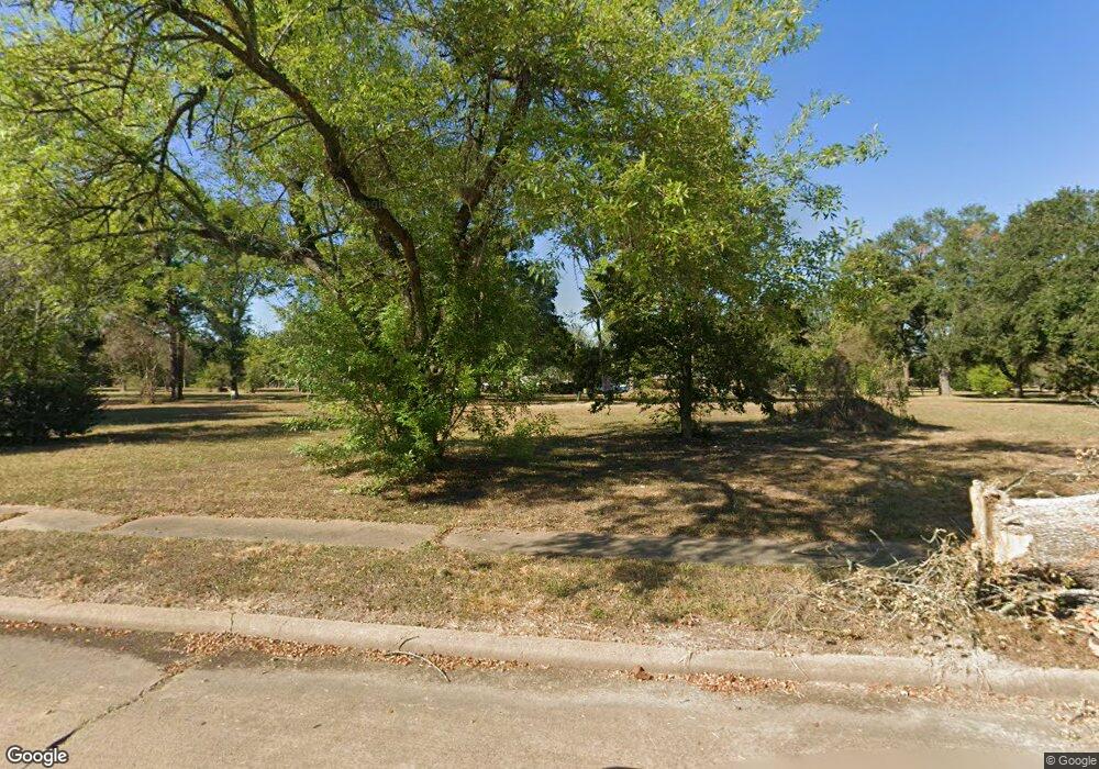 8102 Shady Arbor Ln, Houston, TX 77040 - photo 1