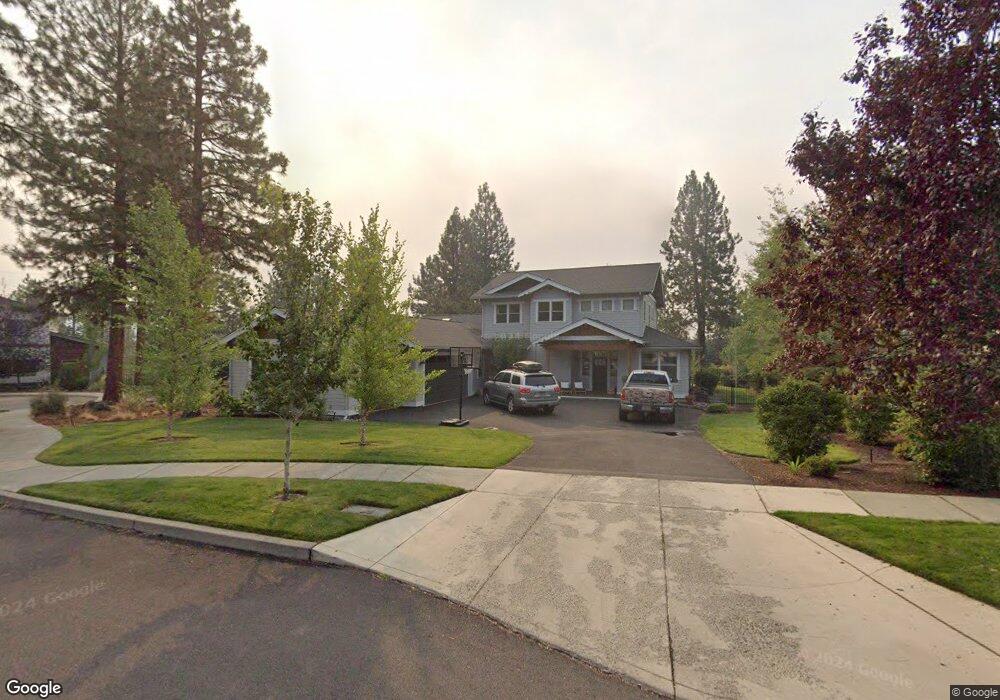 3289 NW Pee Wee Ct, Bend, OR 97701 - photo 1