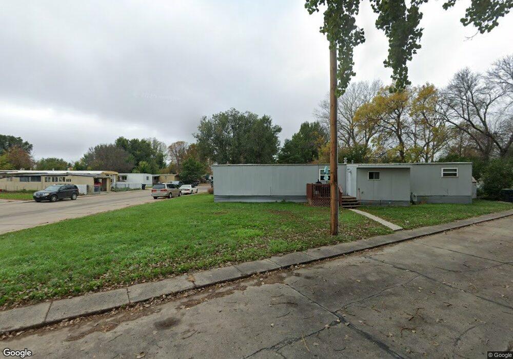 212 E Coyote St, Mandan, ND 58554 - photo 1