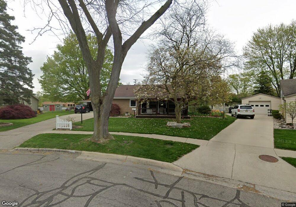 248 Renfrew Ct, Adrian, MI 49221 - photo 1