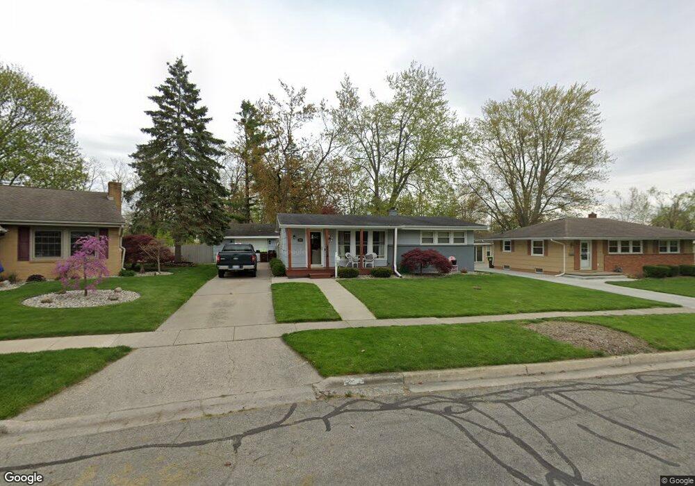 240 Renfrew Ct, Adrian, MI 49221 - photo 1