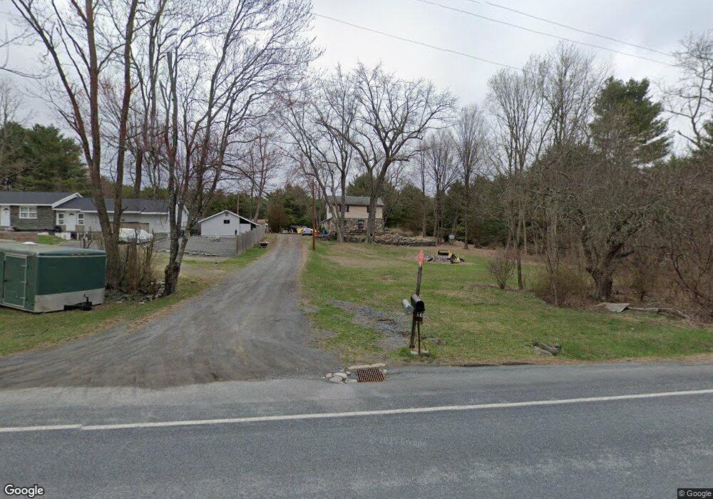 105 Mushroom Ct, Milford, PA 18337 - photo 1